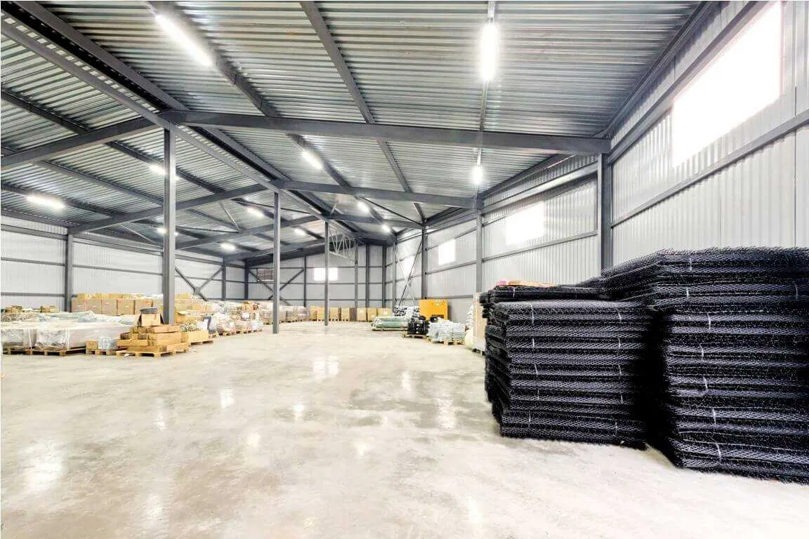 Будівництво та облаштування складу